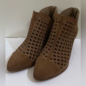 Vince Camuto Brown Women's Ankle Boots